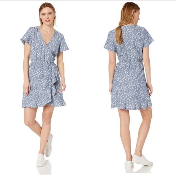 🌺 J. Crew hibiscus ruffle dress 🌺 - Picture 3 of 9